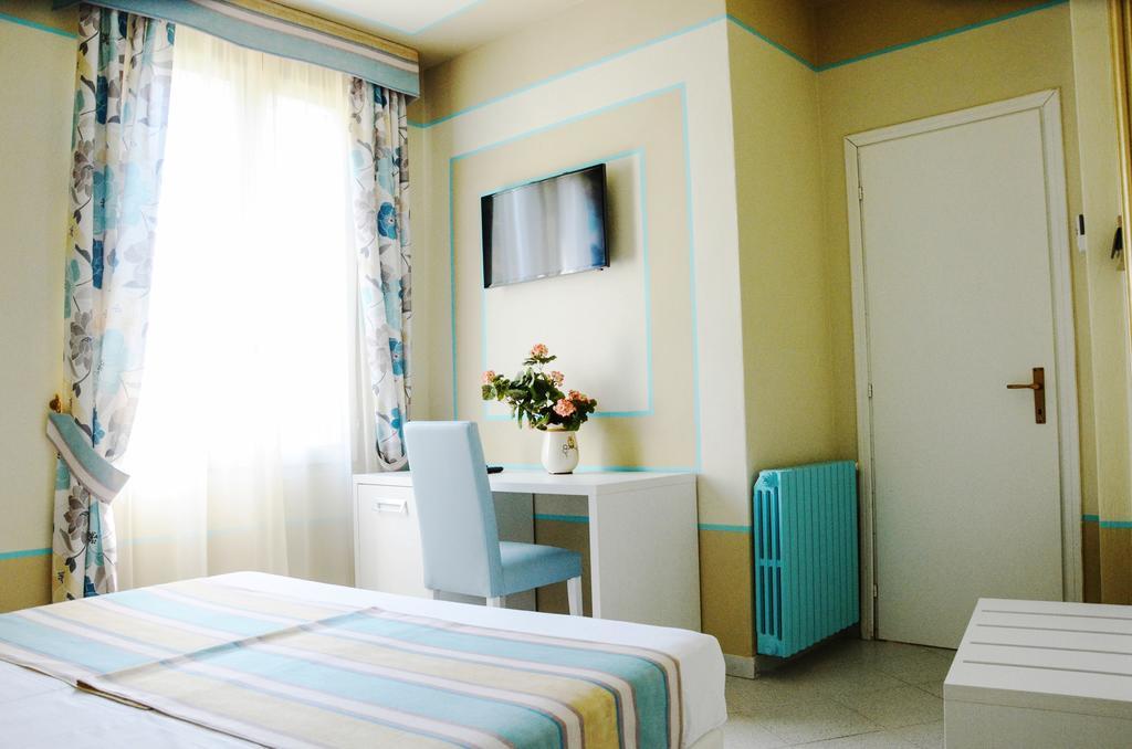 Souvenir Hotel