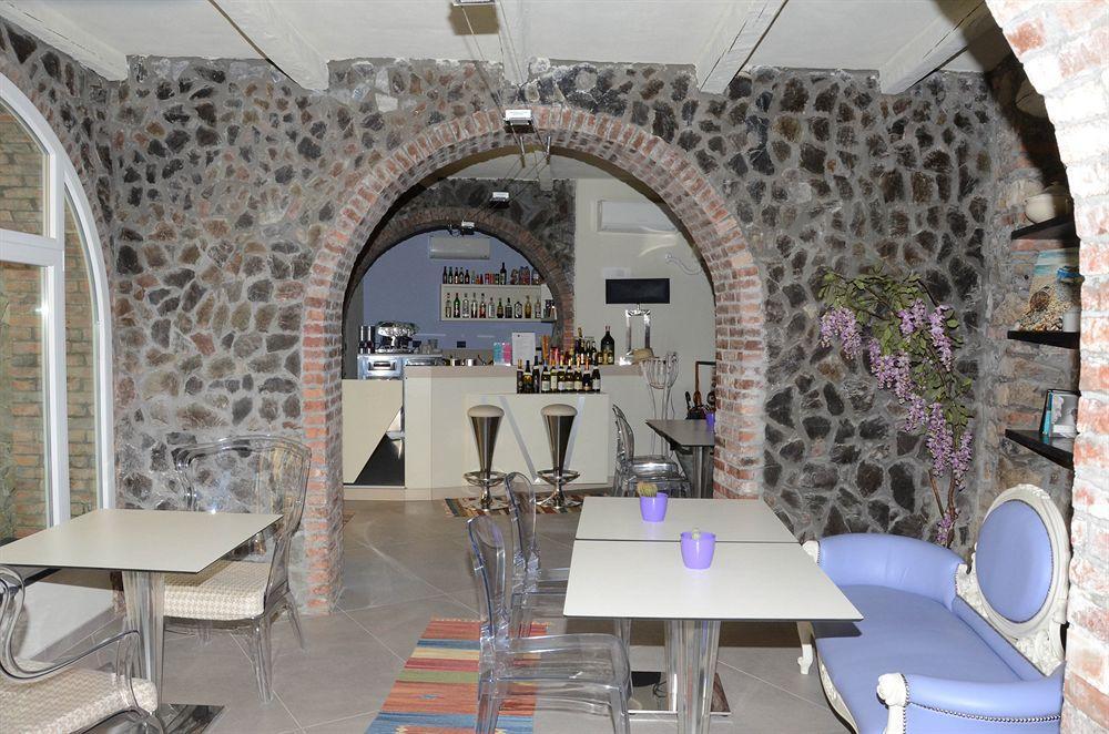 Souvenir Hotel